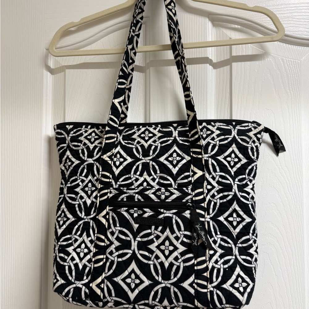 Vera Bradley-Black & White Geometric Quilted Tote Bag